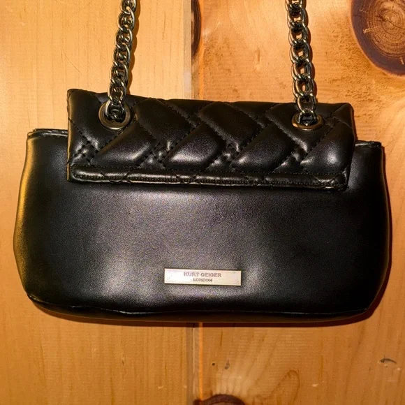Kurt Geiger London Mini Kensington Quilted Shoulder Crossbody Bag - Picture 2 of 7